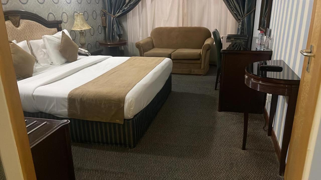Sun & Sands Hotel Llc Dubai Eksteriør bilde